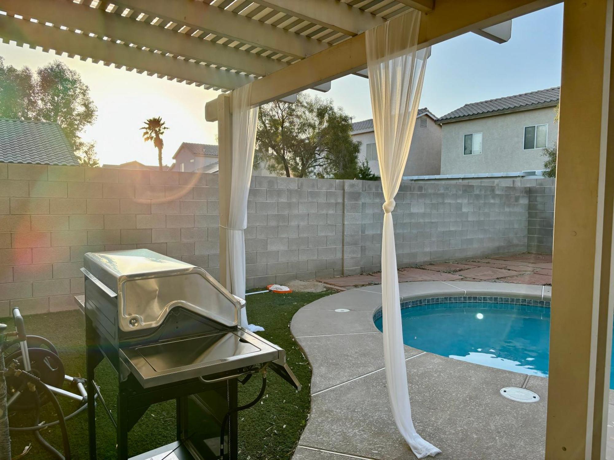 Modern Home In Las Vegas Near Strip With Pool And Jacuzzi 外观 照片